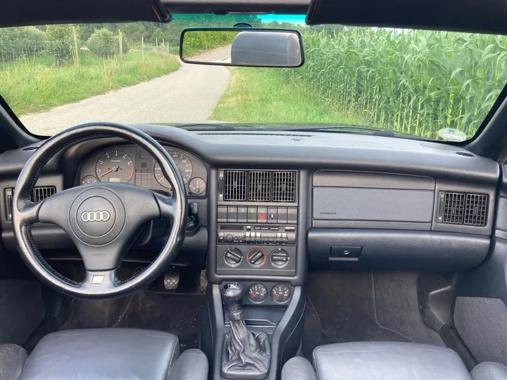 Audi 80