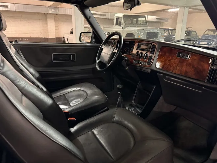 Saab 900
