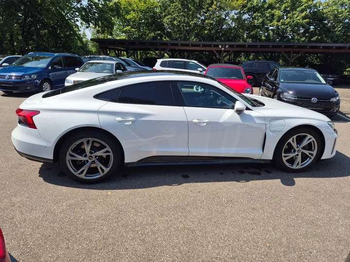 Audi e-tron GT