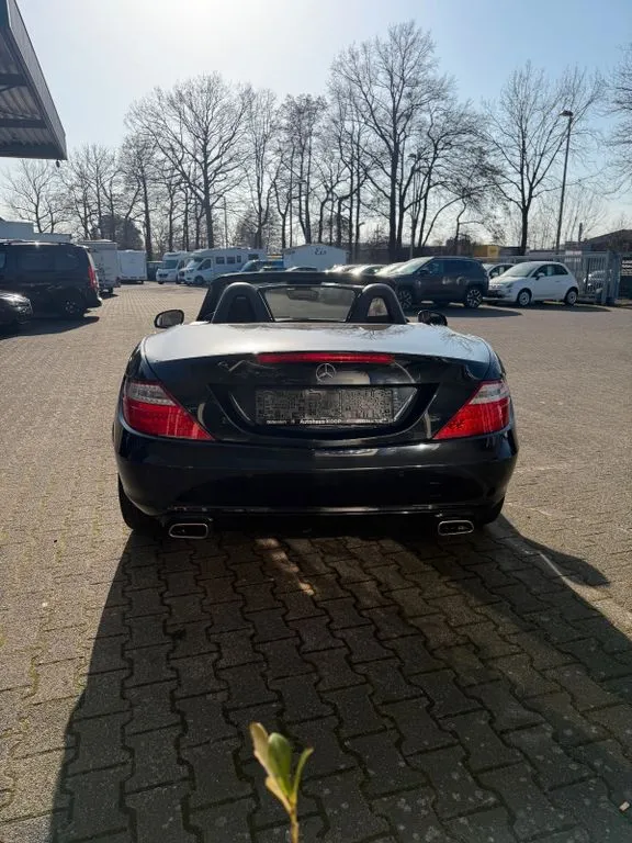 Mercedes-Benz SLK 250