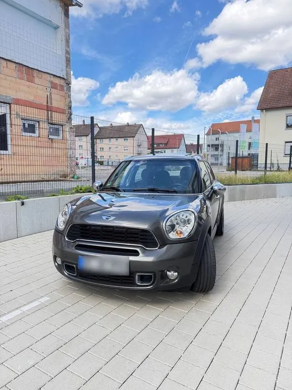 MINI Cooper Countryman
