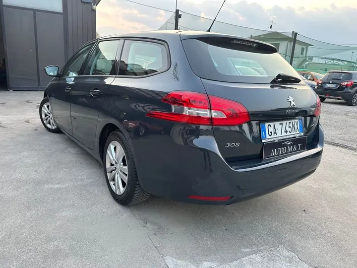 Peugeot 308