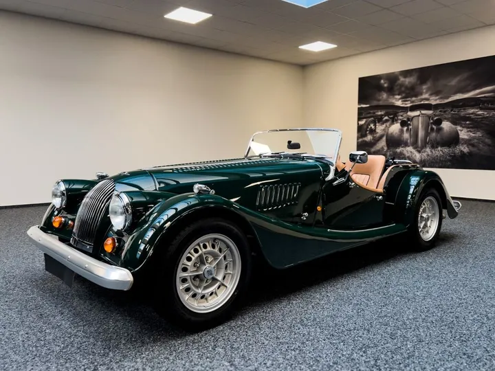 Morgan Plus 8