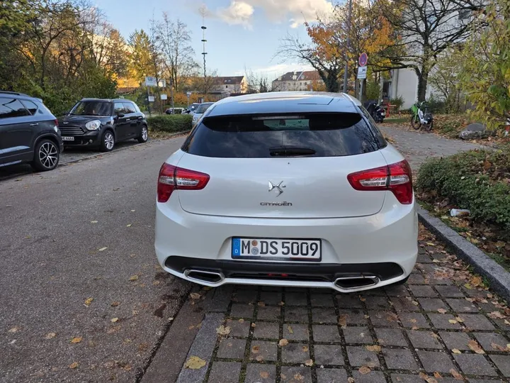 DS Automobiles DS5