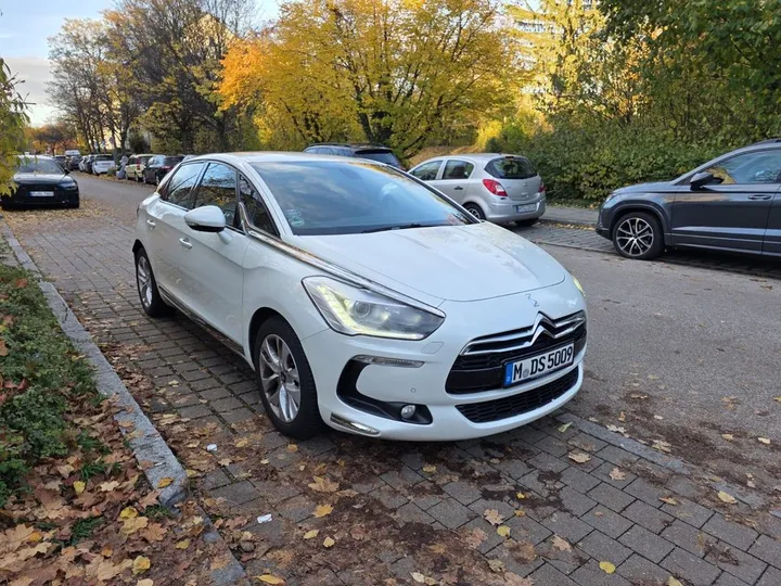 DS Automobiles DS5