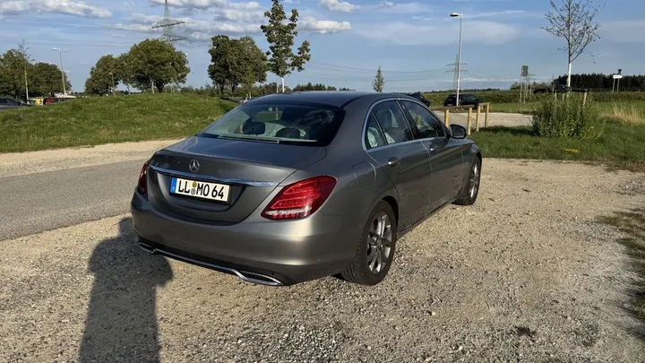 Mercedes-Benz C 200