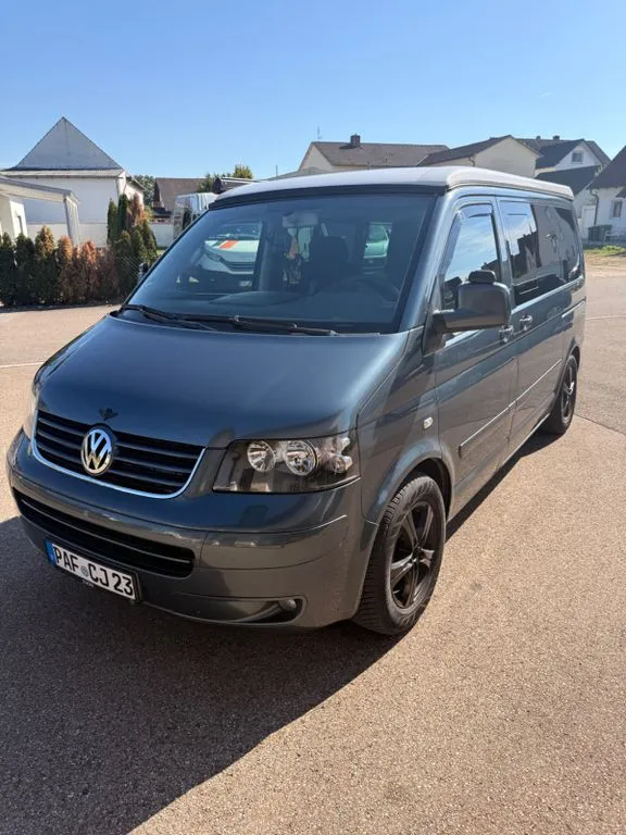 Volkswagen T5 California
