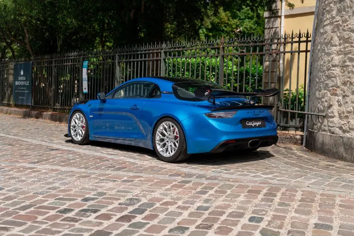 Alpine A110