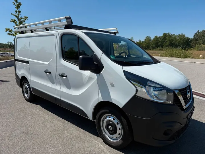 Nissan NV300