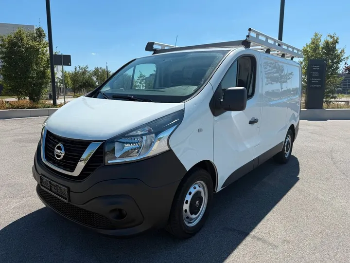 Nissan NV300