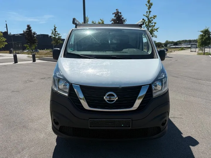 Nissan NV300