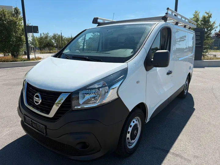 Nissan NV300