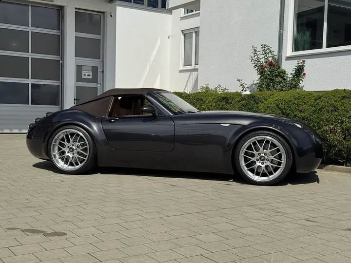 Wiesmann MF 4