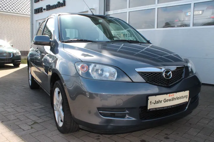 Mazda 2