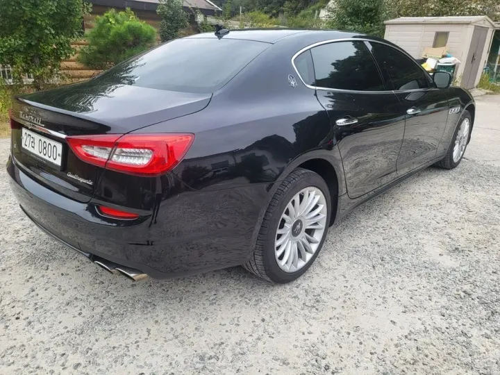 Maserati Quattroporte