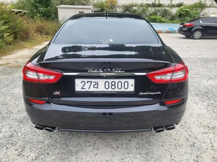 Maserati Quattroporte