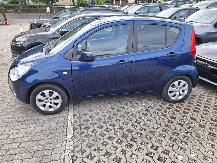 Opel Agila