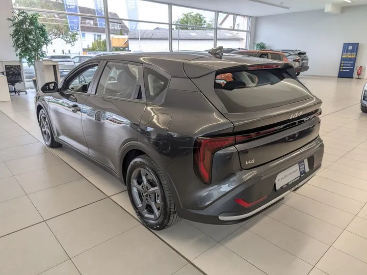Kia K4