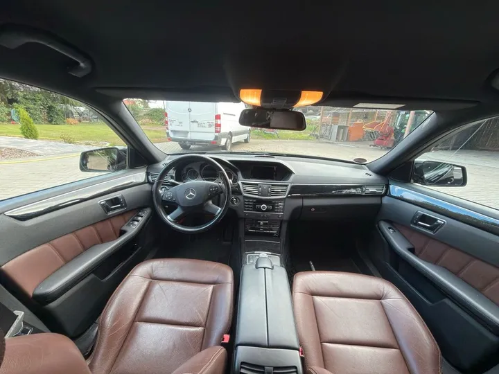 Mercedes-Benz E 350