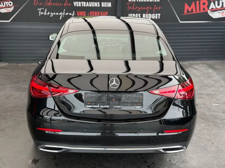 Mercedes-Benz C 180