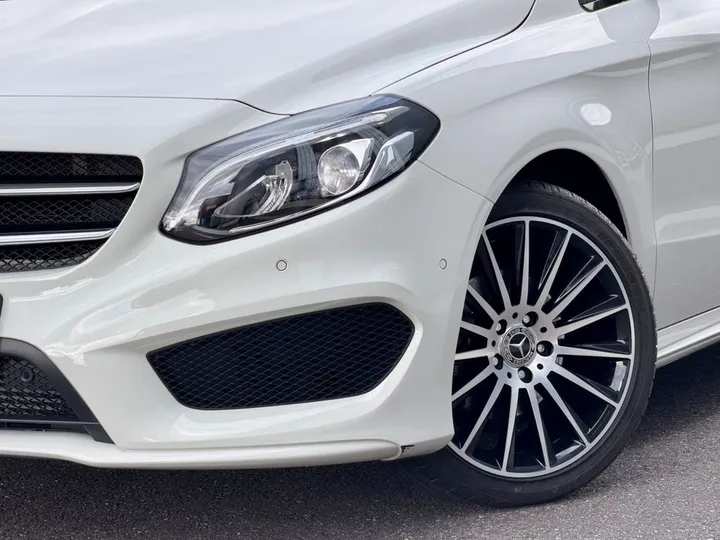 Mercedes-Benz B 200