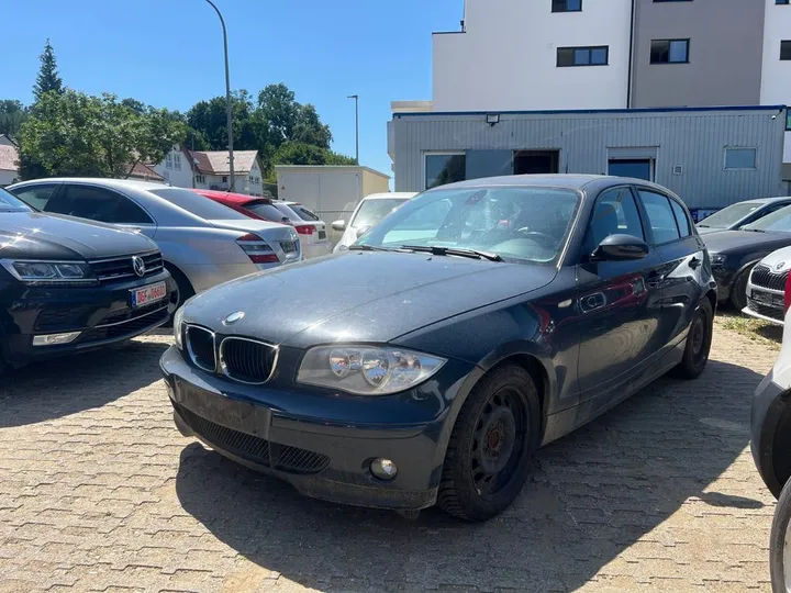 BMW 118