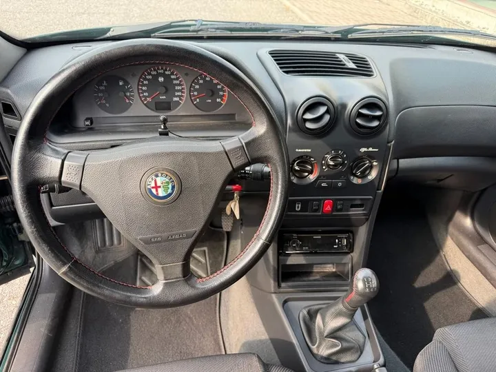 Alfa Romeo 145