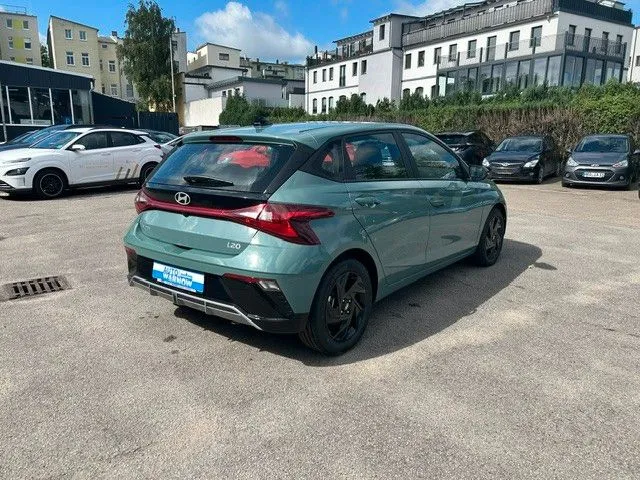 Hyundai i20