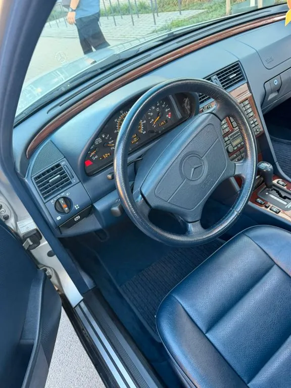 Mercedes-Benz C 280