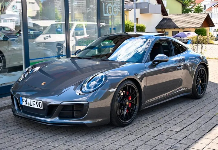 Porsche 991