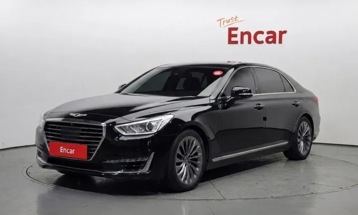 Genesis EQ900