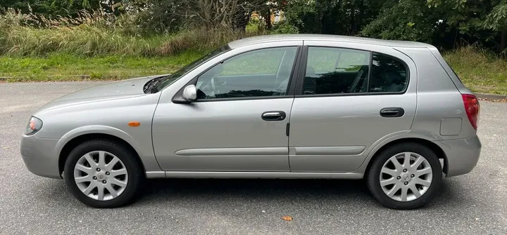 Nissan Almera