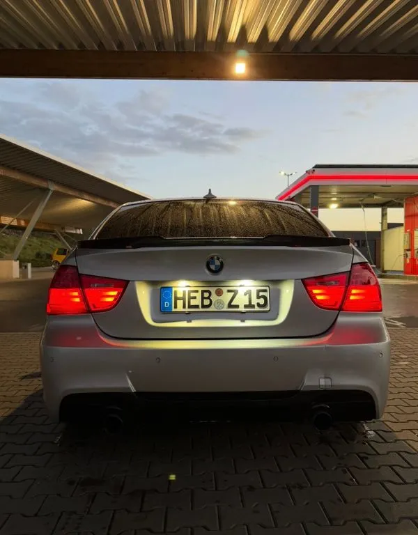 BMW 335