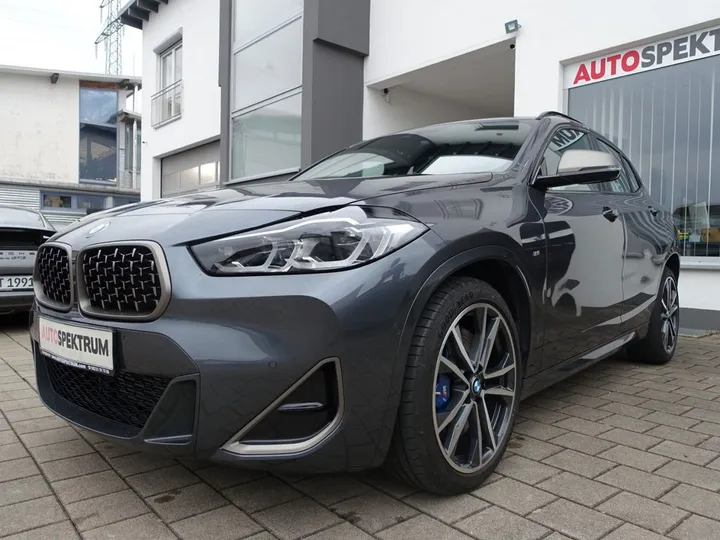BMW X2