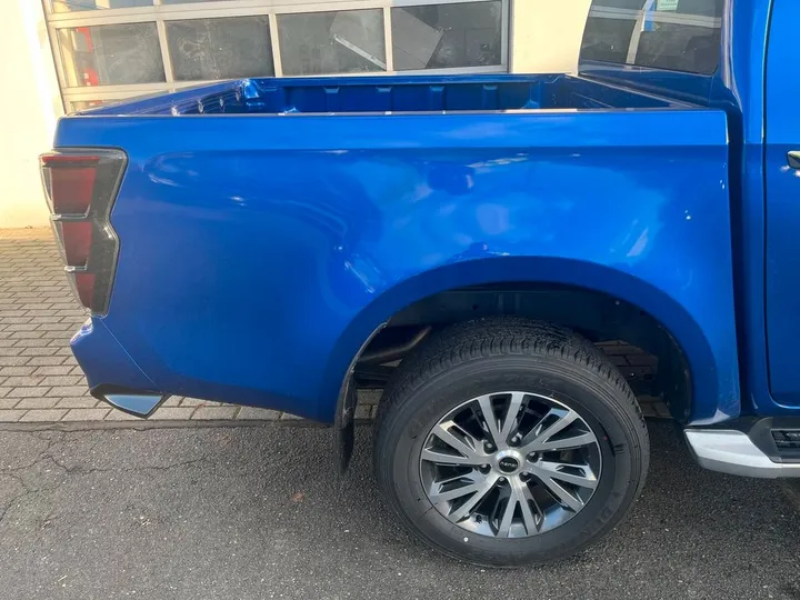 Isuzu D-Max
