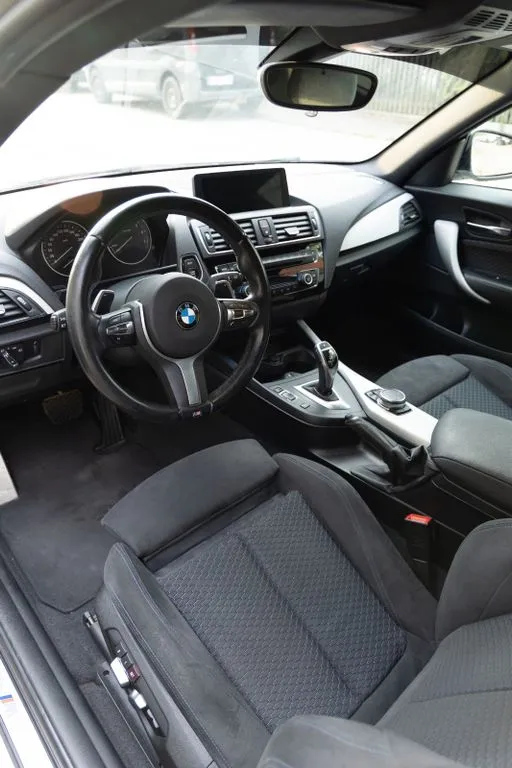 BMW 230