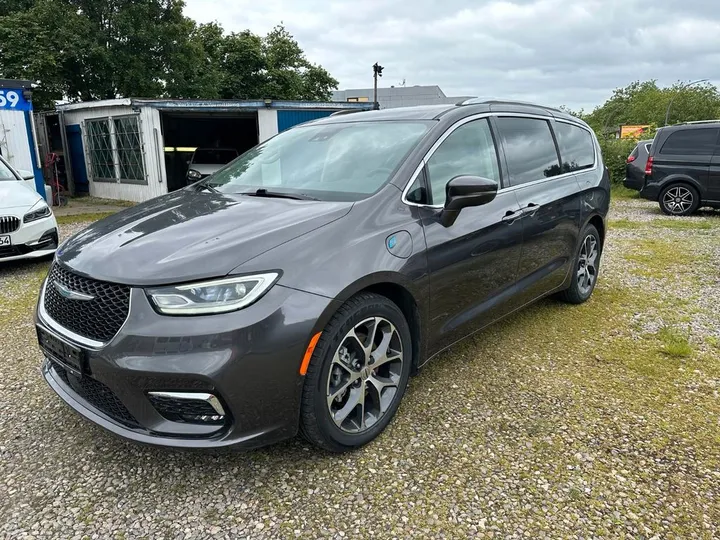 Chrysler Pacifica