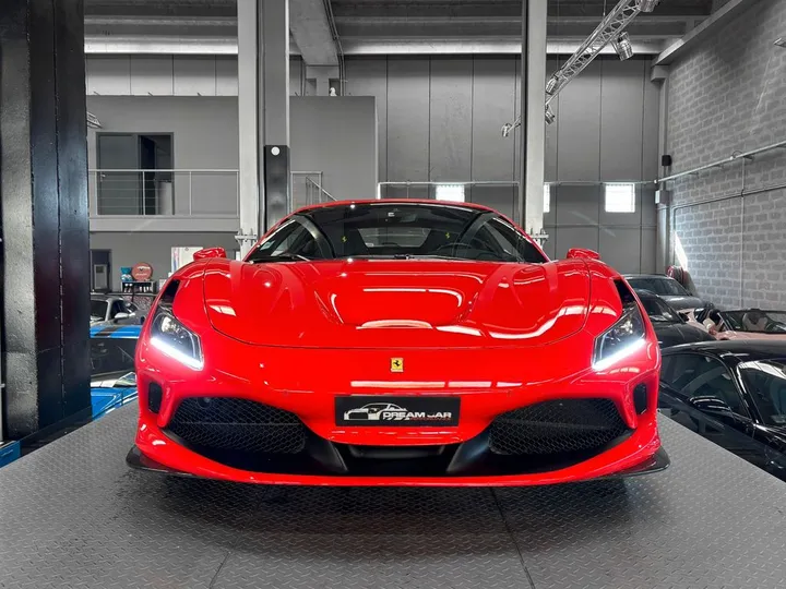 Ferrari F8