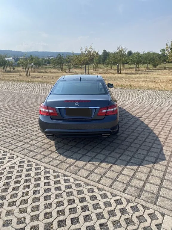 Mercedes-Benz E 500