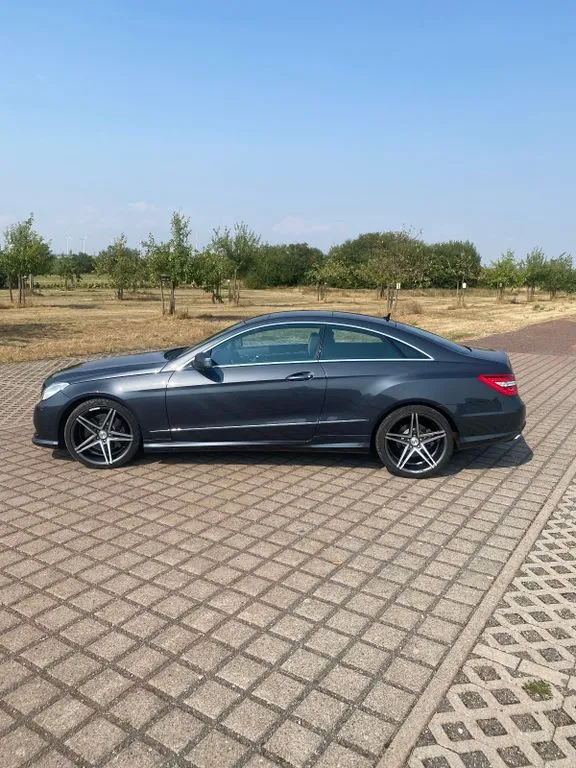 Mercedes-Benz E 500