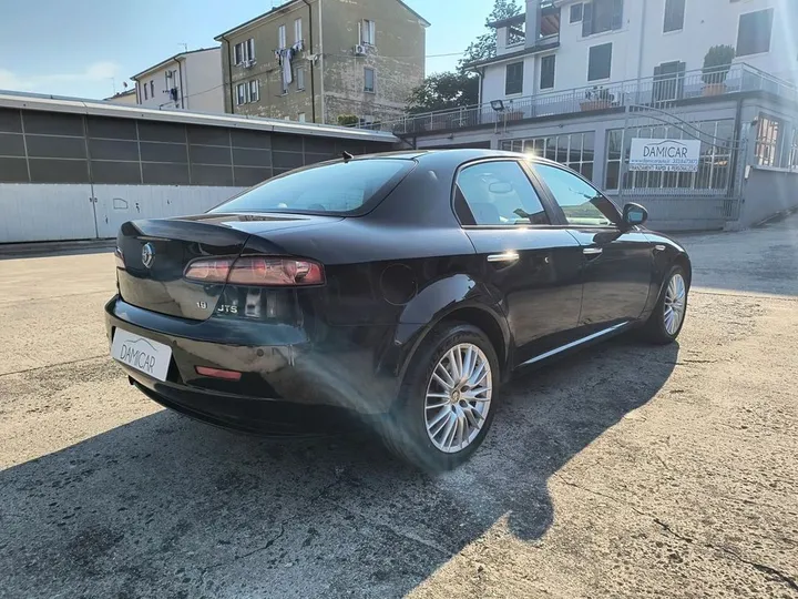 Alfa Romeo 159