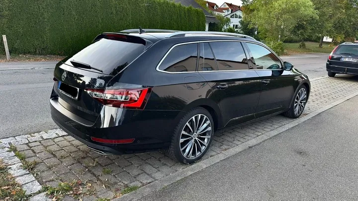 Škoda Superb