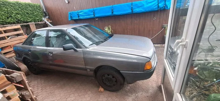 Audi 80