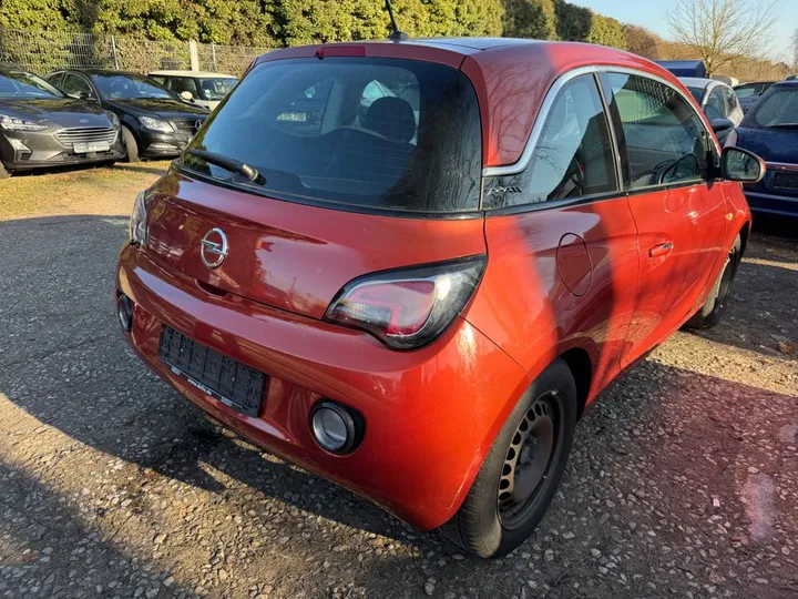Opel Adam