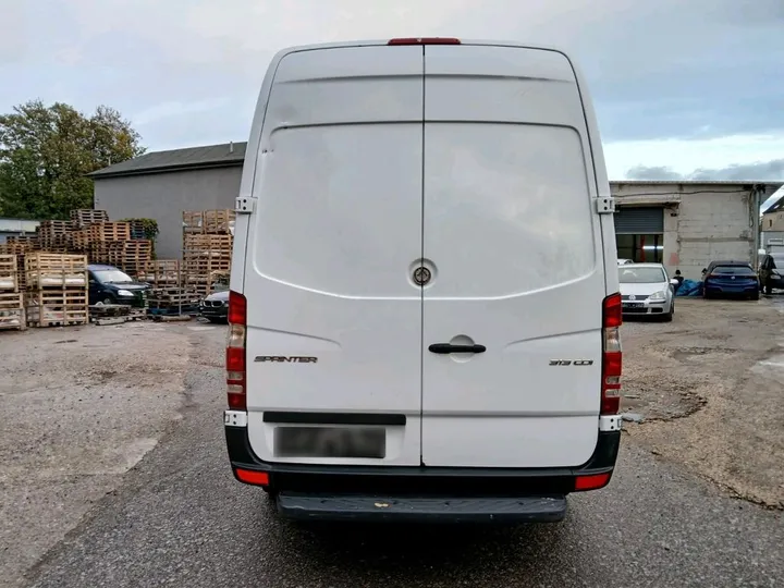 Mercedes-Benz Sprinter