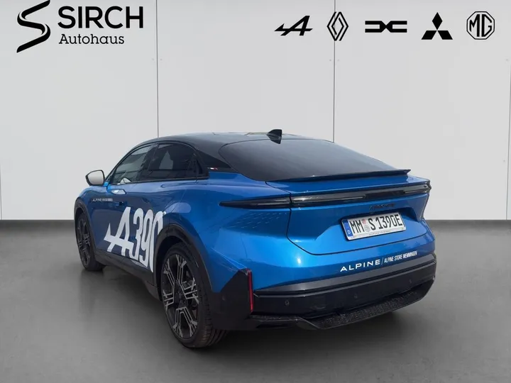 Alpine A390