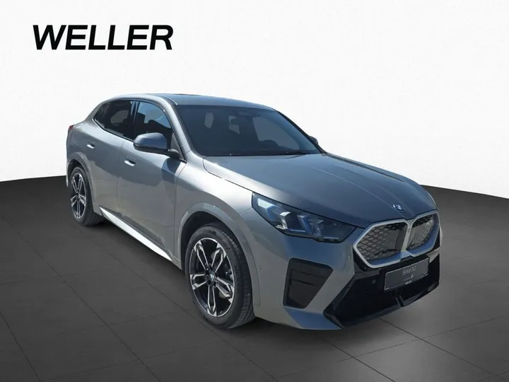 BMW iX2