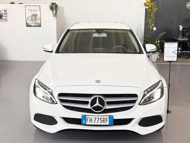 Mercedes-Benz C 220
