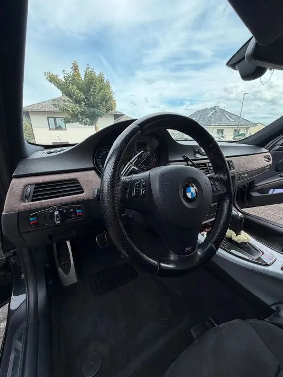 BMW 335