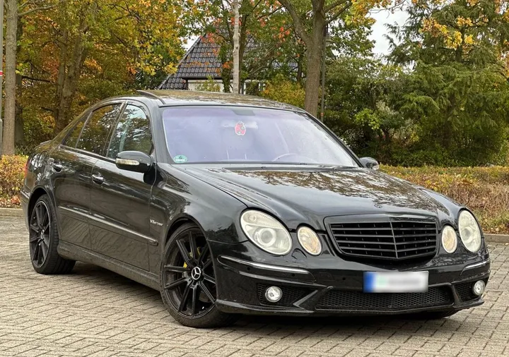 Mercedes-Benz E 500